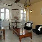 Ξενοδοχείο L'oronge 2*