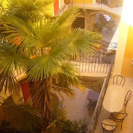 Hotel L'oronge
