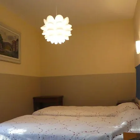 Hotel L'oronge 2*